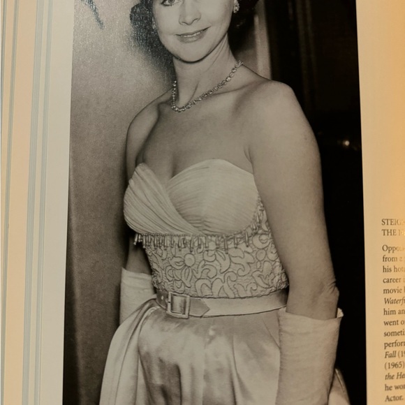 BEAUTIFUL BOOK OF BEAUTIFUL PEOPLE - Picture 8 of 8